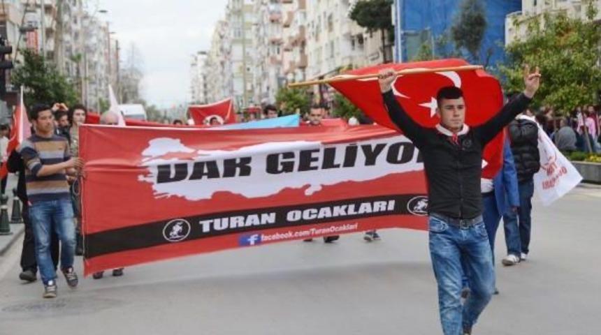 Mitingte 'ekmek Ka&ccedil; Para' Tartışması