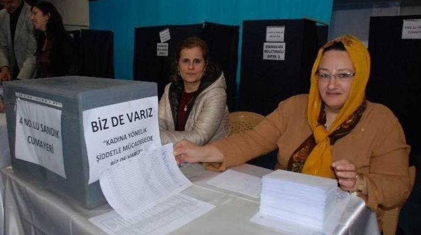 D&uuml;zce&rsquo;de Temay&uuml;lde Kadına Şiddete Hayır Denildi