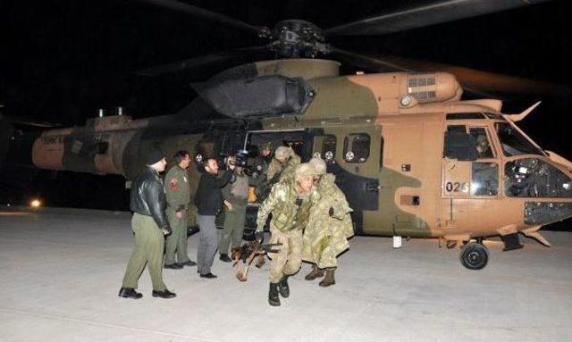 Donmak Üzere Olan Suriyelileri Mehmetçik Helikopterle Kurtardı