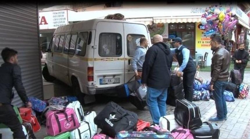 Efeler’de Zabıtadan İşportacılara Baskın