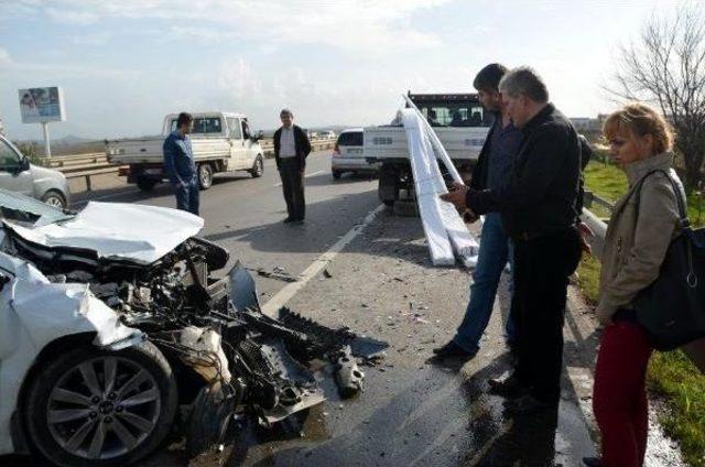 Koltuk Değnekli Alkollü Sürücü Önündeki Kamyone Çarptı