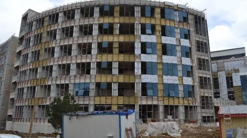 &Ccedil;erkezk&ouml;y&rsquo;de Anne Adayları Artık Yattığı Odada Doğum Yapacak