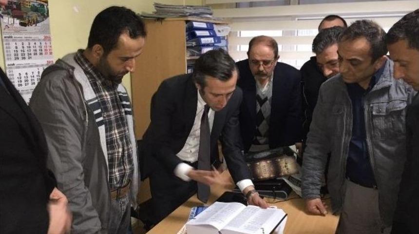 &Ouml;zen, Ziyaretlerini S&uuml;rd&uuml;r&uuml;yor