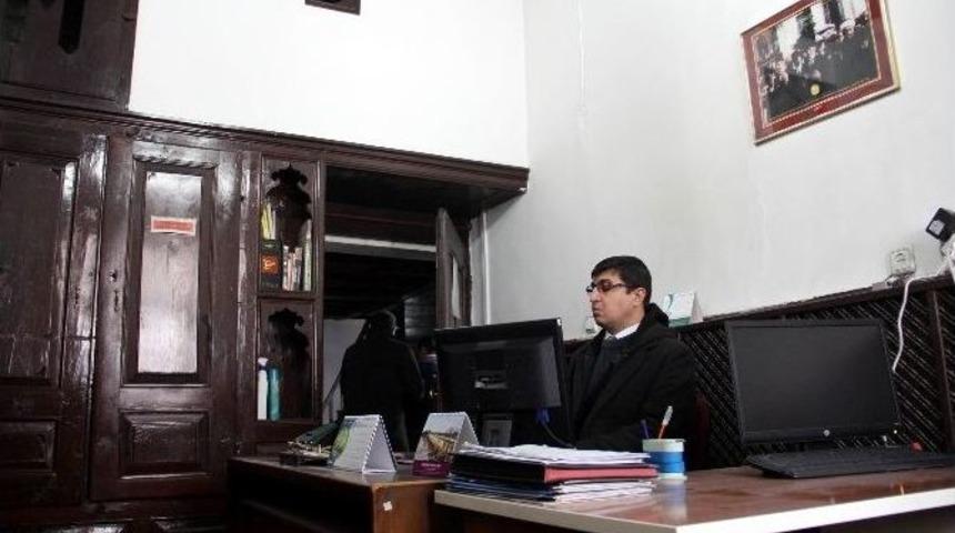 (&ouml;zel Haber) Hukuk Aşkı Engel Tanımadı