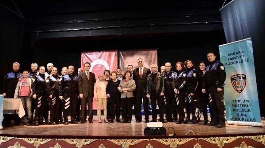 &Ccedil;esav, İhtiya&ccedil; Sahibi &Ccedil;ocukları Giydirdi