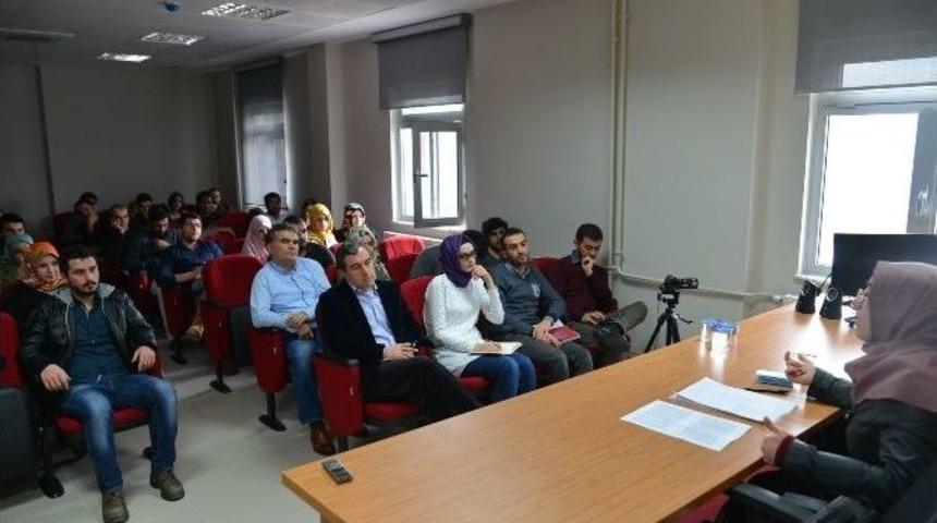 Sa&uuml;&rsquo;de &ldquo;ortadoğu&rsquo;ya Bakışımıza Dair Eleştirel Bir Değerlendirme&rdquo; Konferansı Ger&ccedil;ekleşti