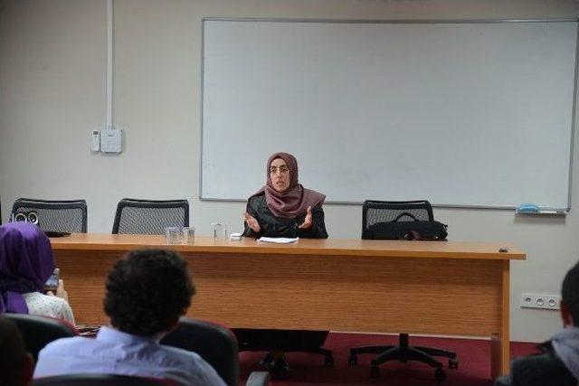 Sa&uuml;&rsquo;de &ldquo;ortadoğu&rsquo;ya Bakışımıza Dair Eleştirel Bir Değerlendirme&rdquo; Konferansı Ger&ccedil;ekleşti 1