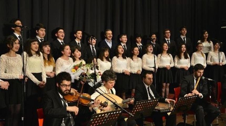 &Ccedil;ocuk Ve Gen&ccedil;lik Korosu&rsquo;nun&rsquo; Bir Sevdadır Şarkılar&rsquo; Konseri