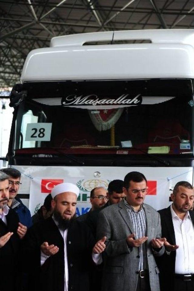 Aksaray İhh’dan 3 Tır Yardım