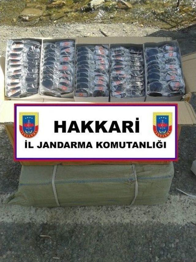 Hakkari’de Gümrük Kaçağı Güneş Gözlüğü Ele Geçirildi