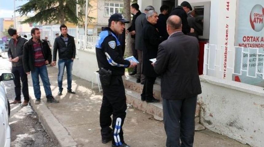 Yunak&rsquo;ta Toplum Destekli Polislerden Vatandaşlara Uyarı