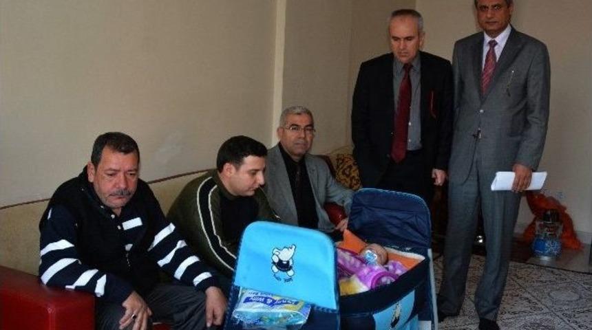 Evi &Ccedil;&ouml;ken Aileye Belediyeden Yardım