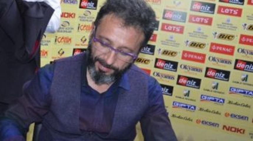 Sinan Yağmur, Okuyucularıyla Buluştu