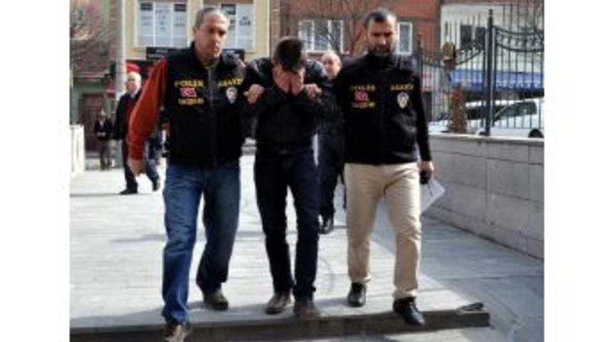 Eskişehir&rsquo;de Hırsızlık Ş&uuml;phelisi Yakalandı
