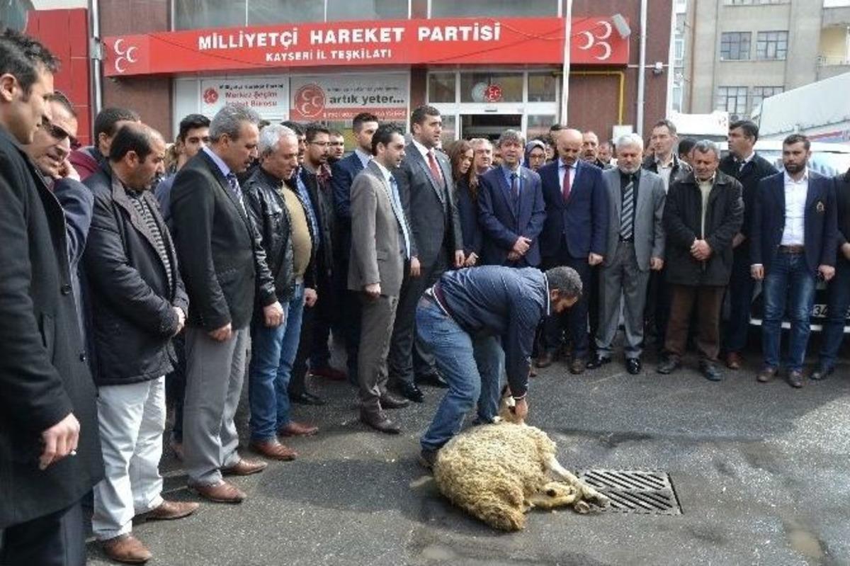 B&uuml;nyan Belediyesi Eski Başkanı Mehmet &Ouml;zmen Mhp&rsquo;den Milletvekili Aday Adaylığını A&ccedil;ıkladı