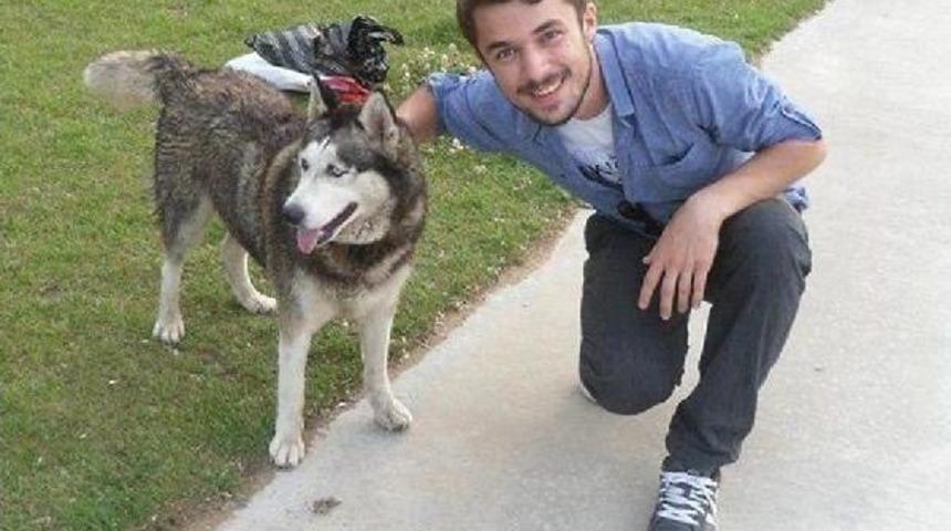 Evine Gelen Nişanlısının Eski Nişanlısını Bı&ccedil;aklayarak &Ouml;ld&uuml;rd&uuml;