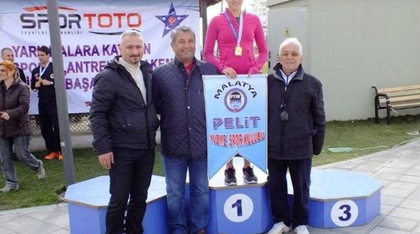 Malatya Pelit Y&uuml;zme Kul&uuml;b&uuml; Dereceyle D&ouml;nd&uuml;