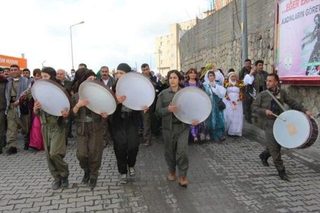 Şırnak'ta 'kıyafetime Dokunma' Yürüyüşü