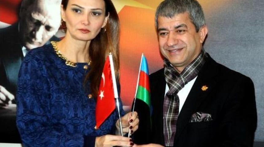 'kadına Şiddeti &Ouml;nlemek I&ccedil;in T&uuml;rk Gen&ccedil;lerine Dede Korkut Destanı'nı Okutmalı'