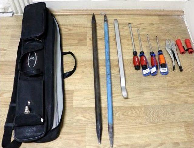 &Ccedil;elik Kasa Soyguncuları Yakalandı 1