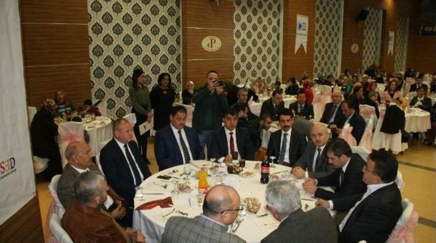 Geleceğe D&ouml;rt Nala Projesi Tanıtıldı