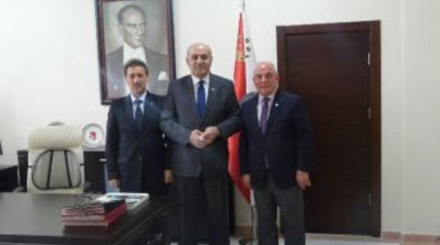Bilecik&rsquo;teki Spor Temsilcileri İl Emniyet M&uuml;d&uuml;r&uuml;n&uuml; Ziyaret Etti