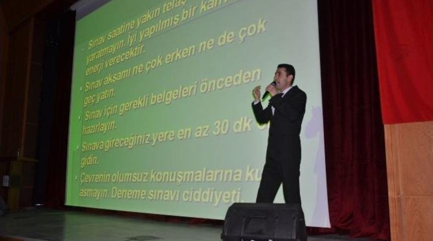 Y&uuml;ksekova&rsquo;da &Ouml;ğrencilere Sınav Semineri