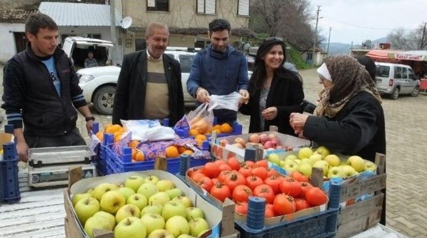 Burhaniye&rsquo;de K&ouml;y Manavı İlgi G&ouml;rd&uuml;