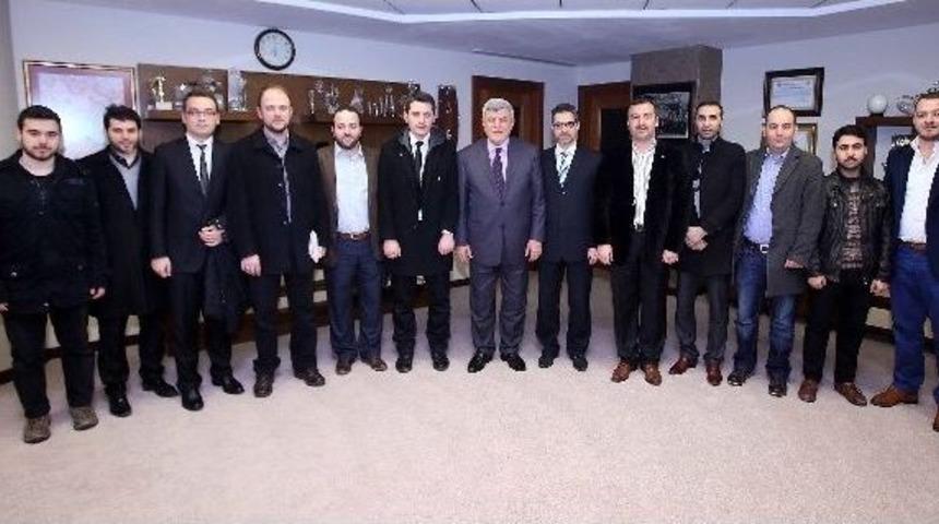 Başkan, &ldquo;iradesi G&uuml;&ccedil;l&uuml; Gen&ccedil;lik Yetiştirelim&rsquo;&rsquo;