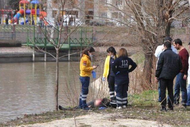 Porsuk Çayı'nda Cesedi Bulunan Kadının Cenazesi Sarıkamış'a Götürüldü