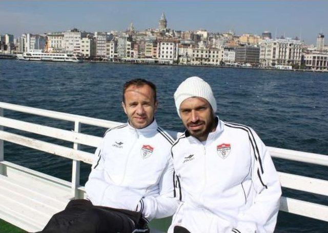 Manisaspor'dan Boğaz'da Tekne Turu