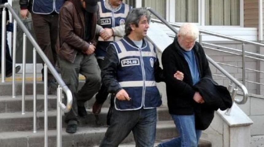 Otomobil Hırsızları Tutuklandı