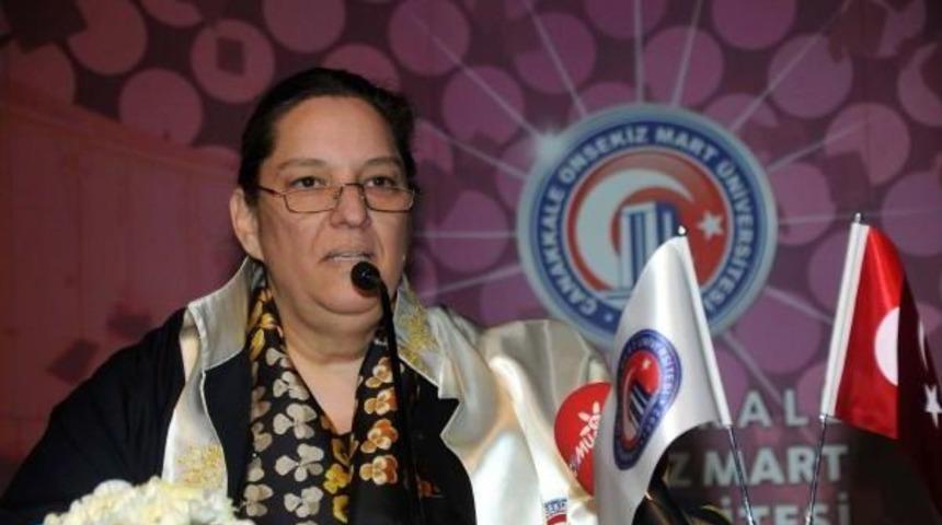 Kale Grup'tan Okyay &Ccedil;iftine, &Ccedil;om&uuml;'den Fahri Doktora