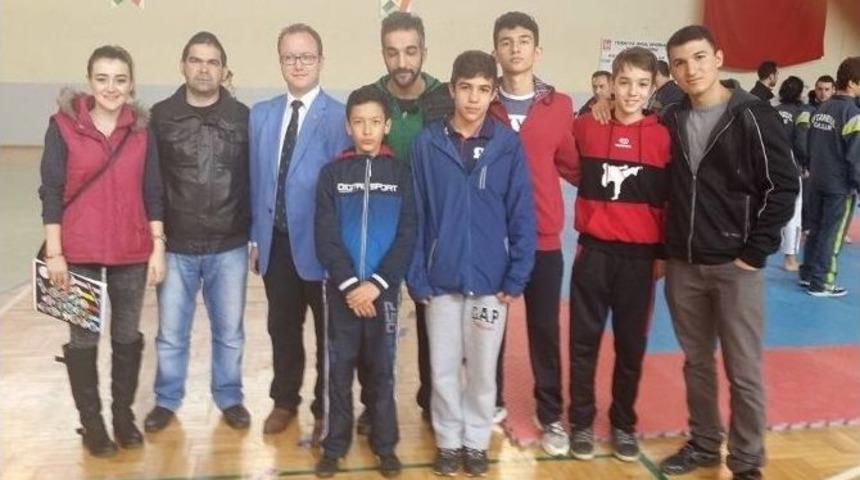 Uşak, Taekwondo&rsquo;da &Ouml;nemli Başarılarına Devam Ediyor