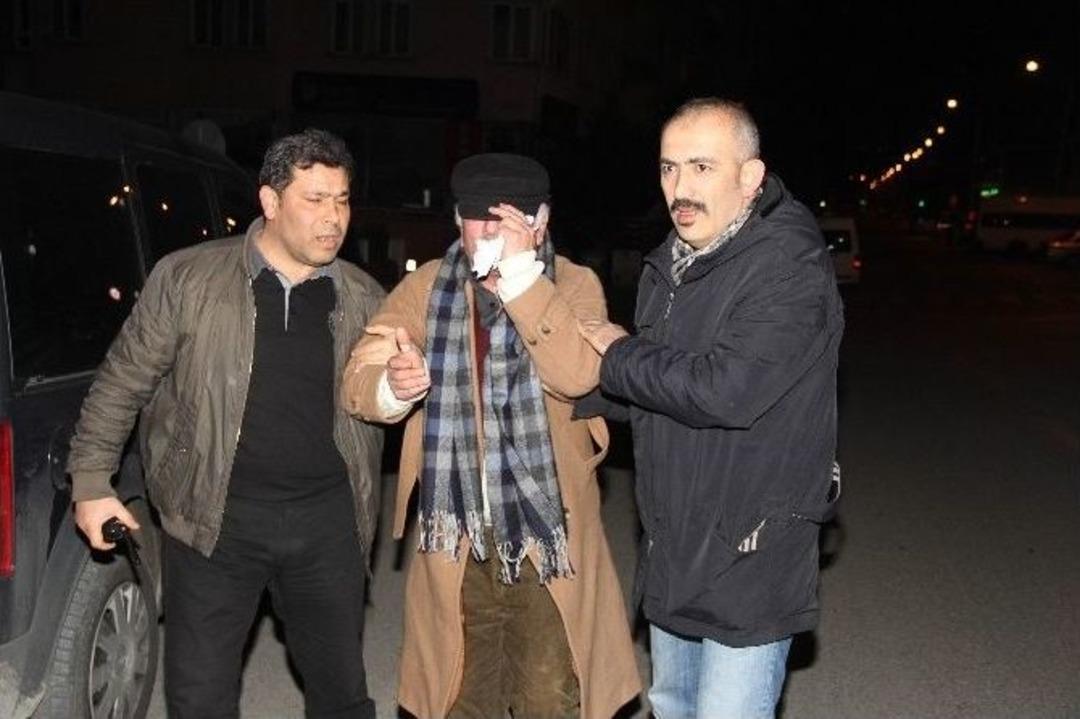 Aracının İ&ccedil;inde &Ouml;ld&uuml;r&uuml;ld&uuml;