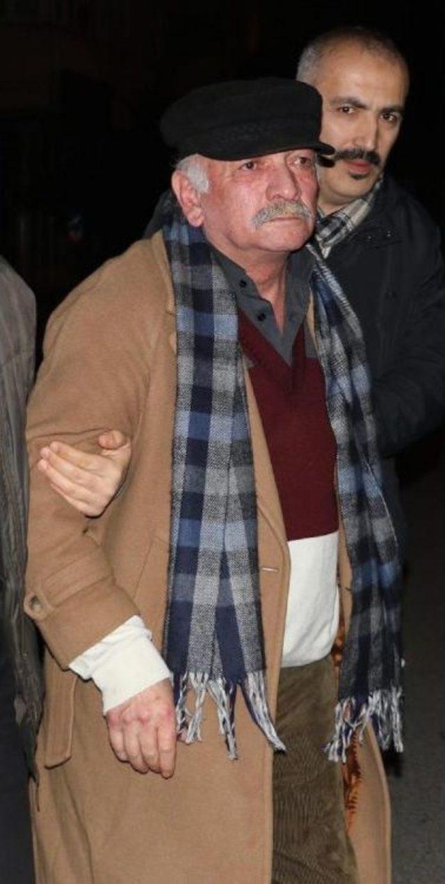 Para Y&uuml;z&uuml;nden Kan Aktı 1