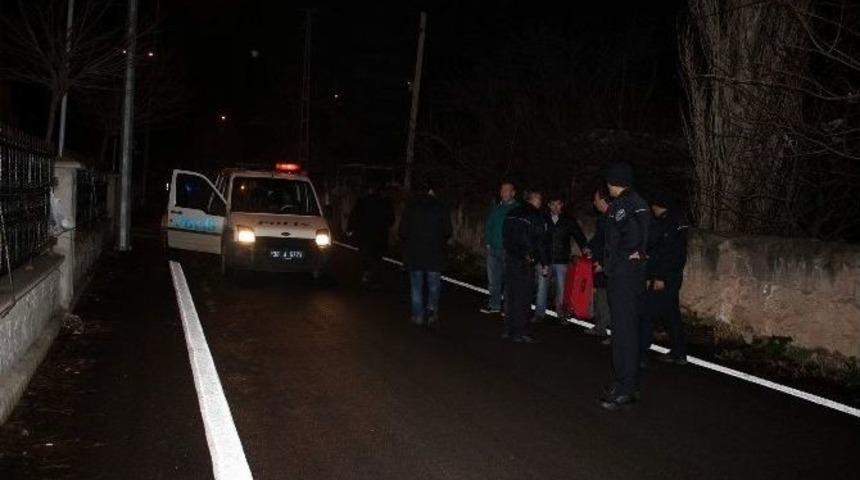 Ş&uuml;pheli Bavul Patlatılmadan Sahibi Geldi