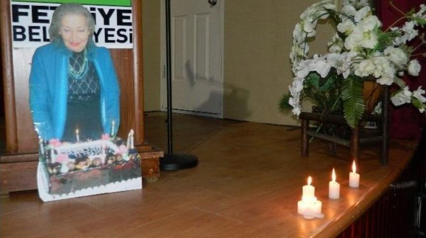 Fethiye, Ressam Ş&uuml;kran Teyze&rsquo;sini Unutmadı