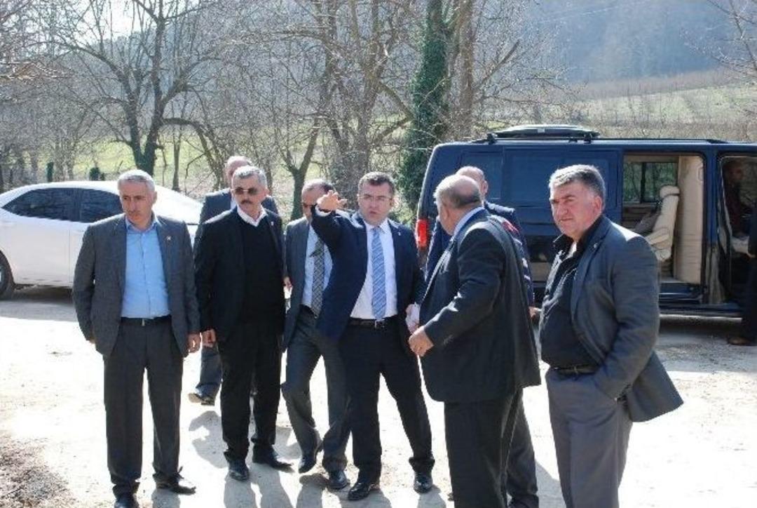 Ak Parti D&uuml;zce İl Başkanı Hikmet Keskin Araziye İndi