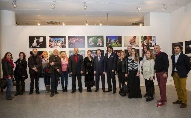 20 Ülkeden 140 Sanatçı Torosları İstanbul’a Taşıdı