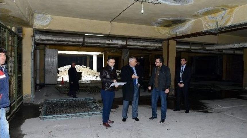 Isparta Belediyesi&rsquo;nden Halı Sarayı Altına 189 Ara&ccedil;lık Otopark