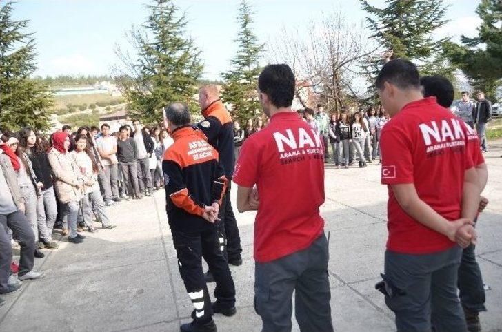 Gönüllü Kahramanlar İş Başında G4