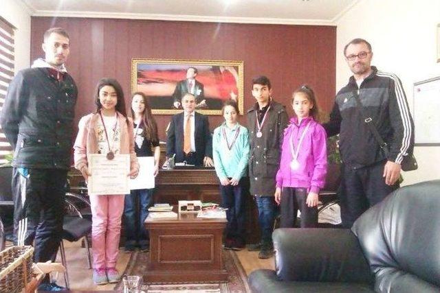 Başarılı Tekvandocular Ödüllendirildi 2