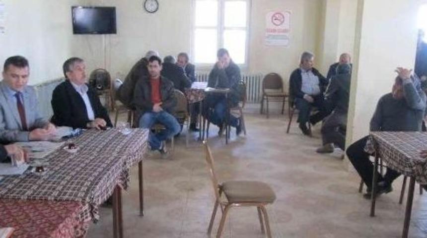 Vakıftan Karzede Seracılara Yardım