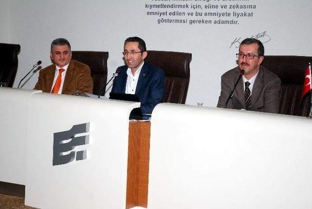 "vakıf Medeniyetinin Torunları Mirasa Sahip &Ccedil;ıkıyor" Konulu Panel 1