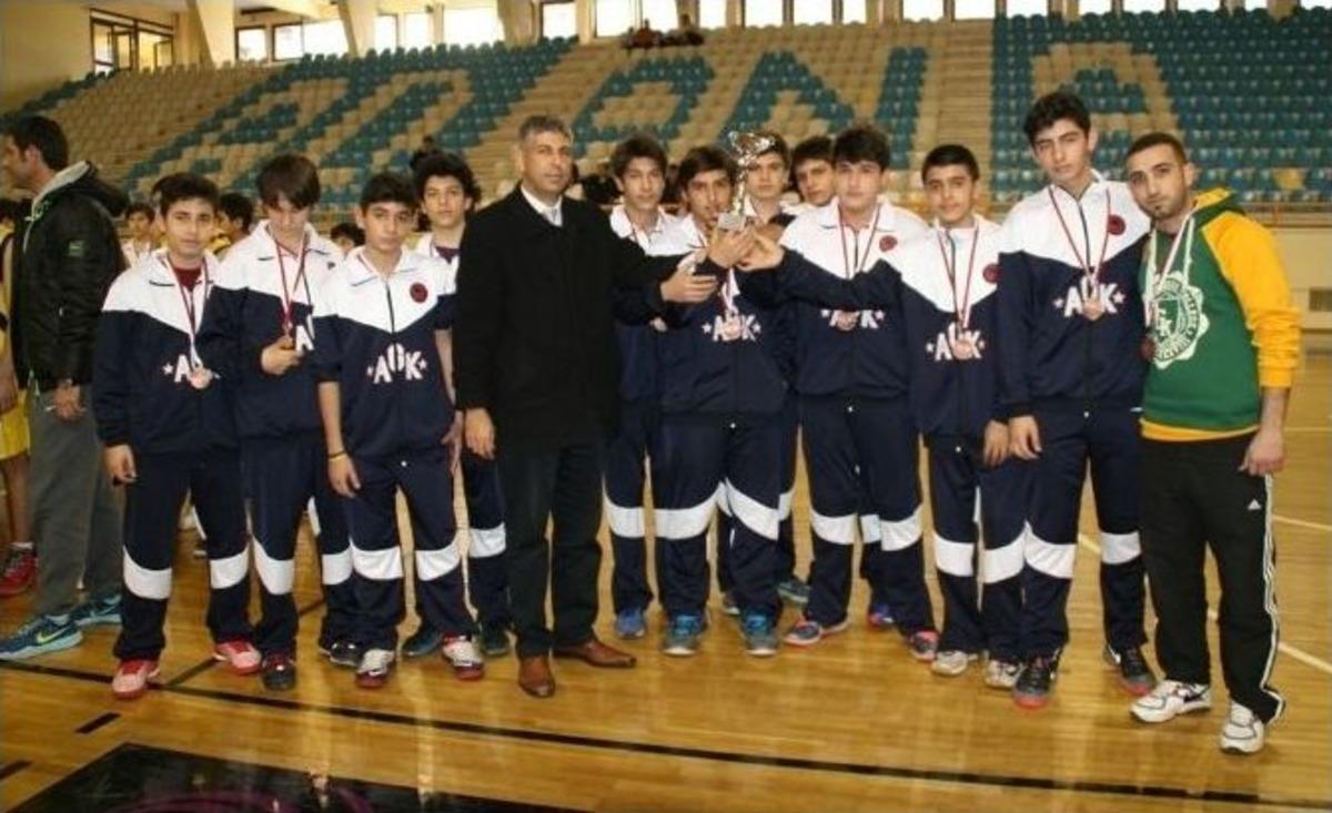 Adana&rsquo;da Okullararası Yıldız Erkekler Basketbol M&uuml;sabakaları