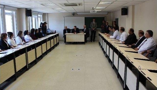 Vali Balkanlıoğlu Okulları Ziyaret Etti 1