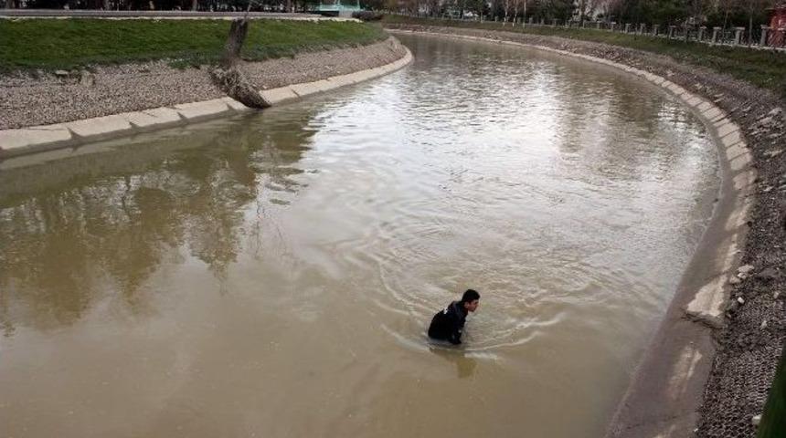 Porsuk&rsquo;ta Bulunan Kadın Cesedi