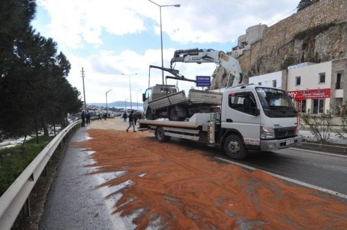 Atık Yağ D&ouml;k&uuml;ld&uuml; 10 Ara&ccedil; Birbirine Girdi