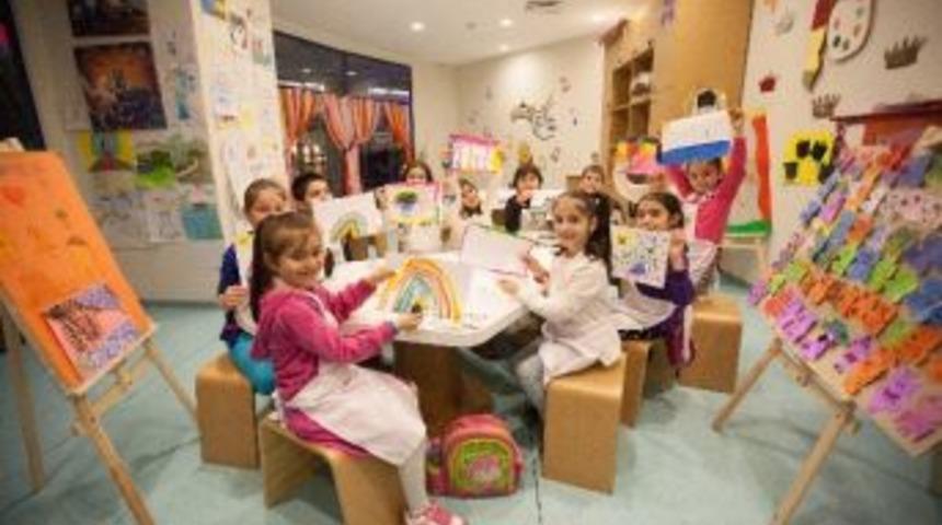 Minopolis&rsquo;te &Ccedil;ocukların G&ouml;z&uuml;yle D&uuml;nya Kadınlar G&uuml;n&uuml;